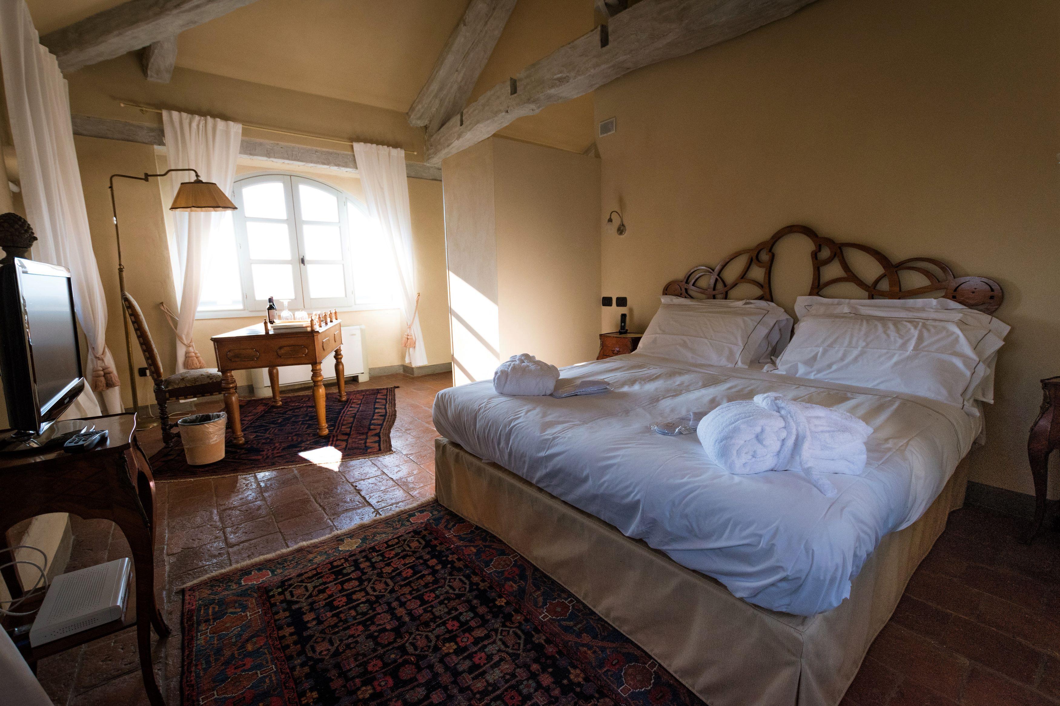 Antico Borgo Hotel Cuneo Kültér fotó